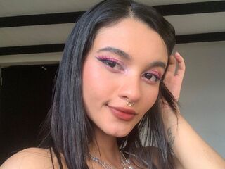 DakotaRoux's Latina live cam shows Profile Image