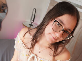 MiaHilfiger's Live cam tips and shows Profile Image