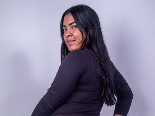ThinnyMishel's Latina live cam models Profile Image